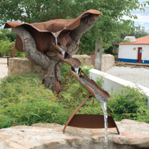 Fonte de àgua e bebedouro de pássaros